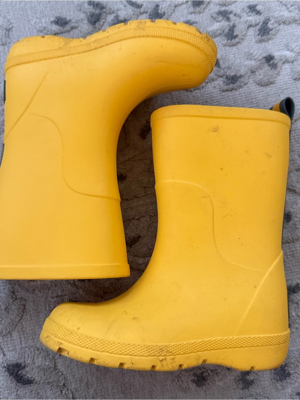 Totes brand Kids Yellow Rubber Rain Boots baby/toddler size 5-6
